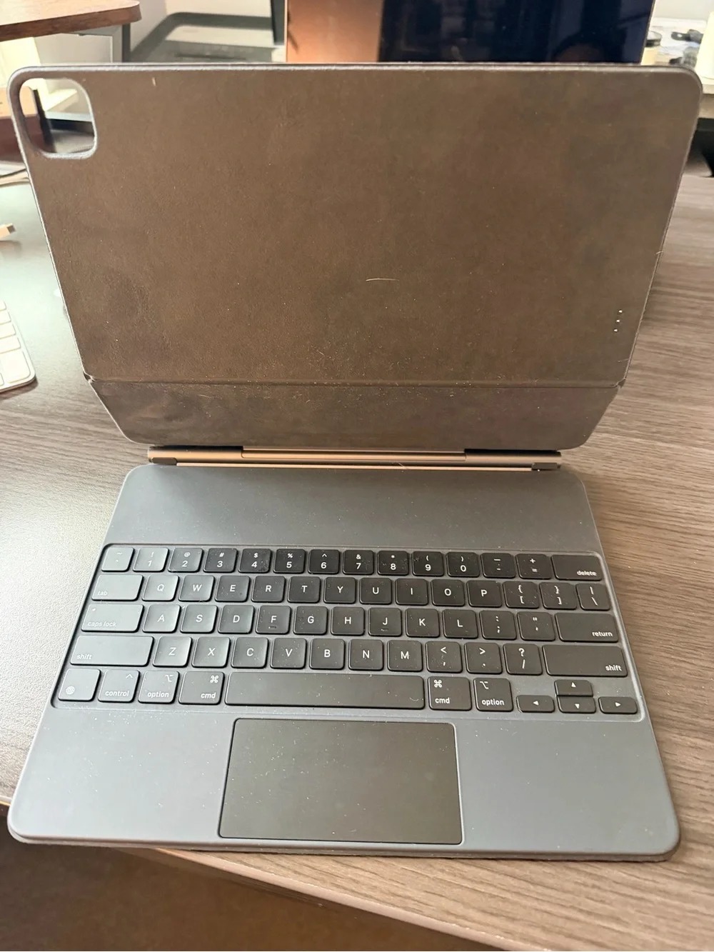 Apple iPad Pro 13 Inch Magic Keyboard